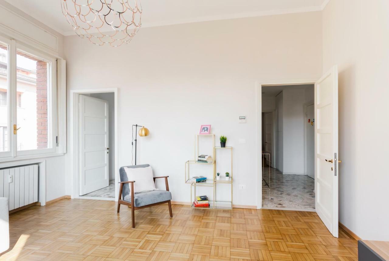 Amazing Apartment With A View Milano Exterior foto